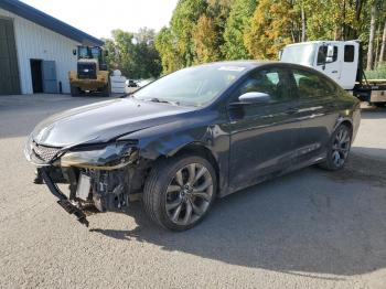  Salvage Chrysler 200