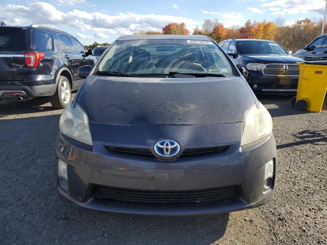 Toyota Prius Image 12