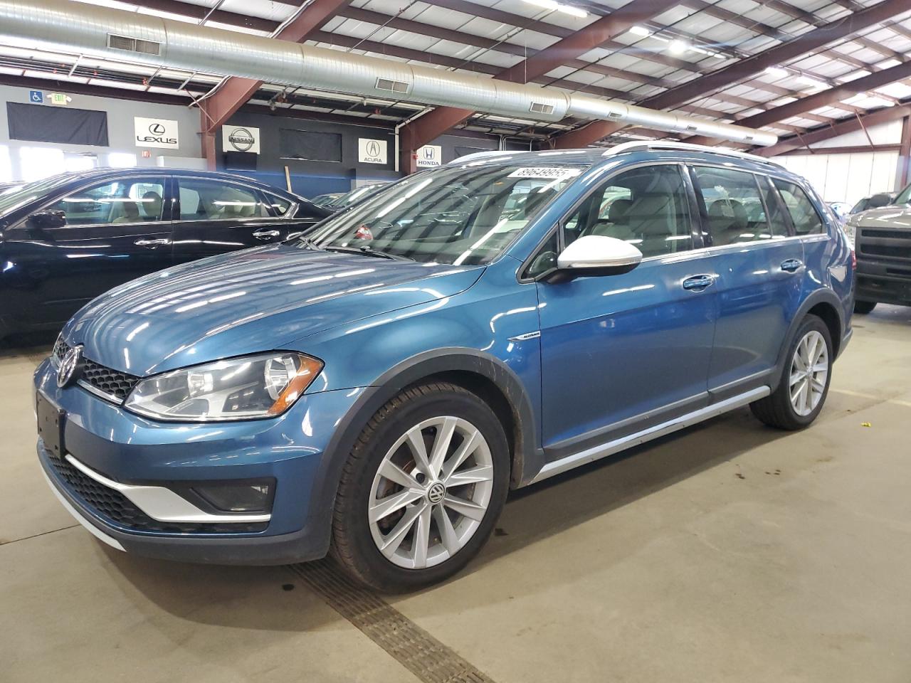 Volkswagen Golf S Image 1