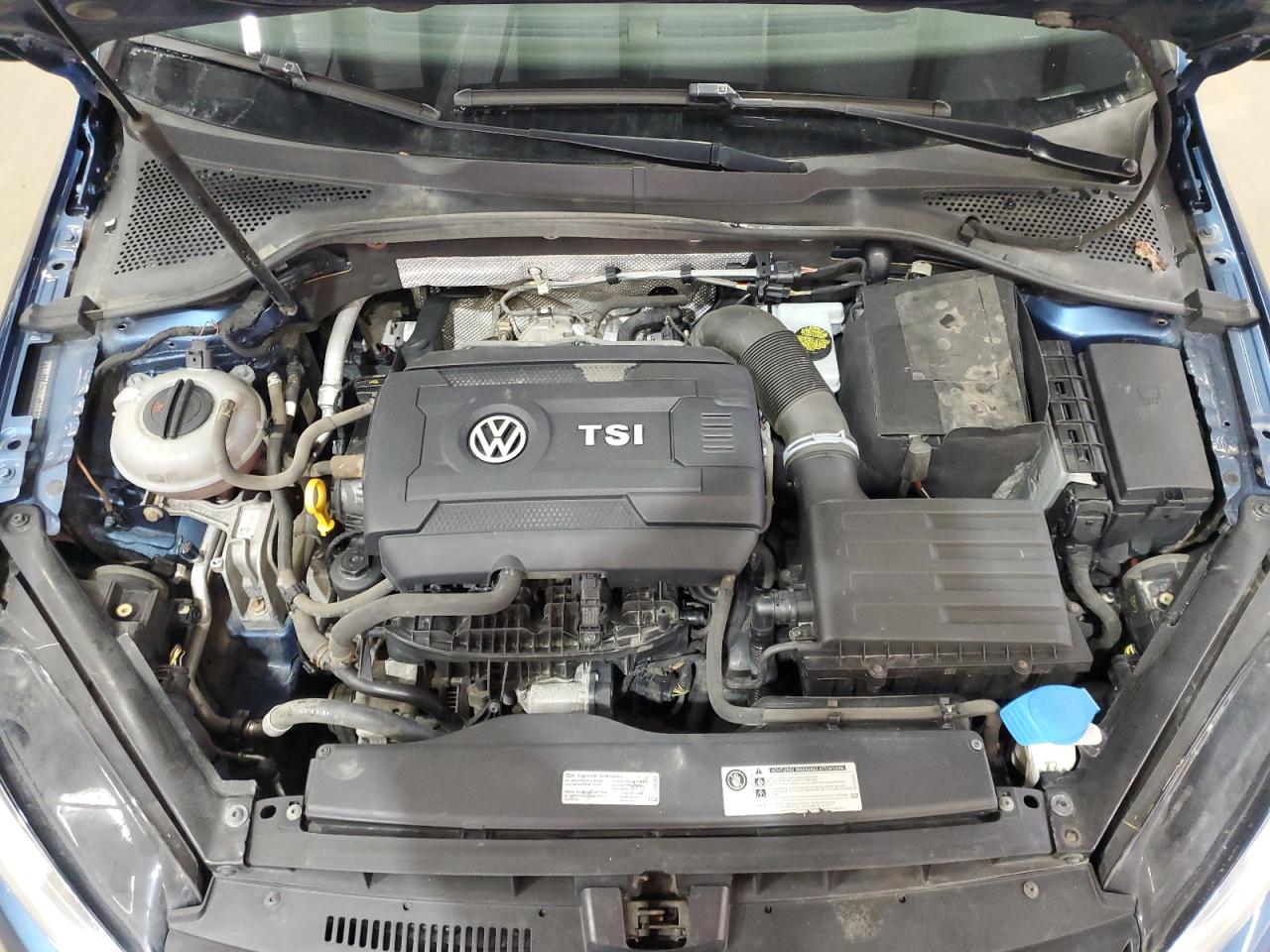 Volkswagen Golf S Image 12