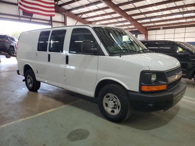 Chevrolet Express Image 6