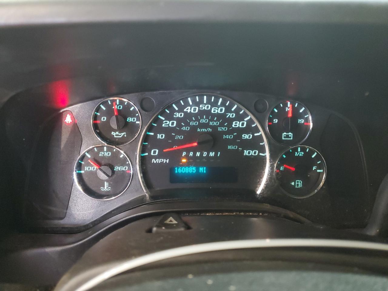 Chevrolet Express Image 4