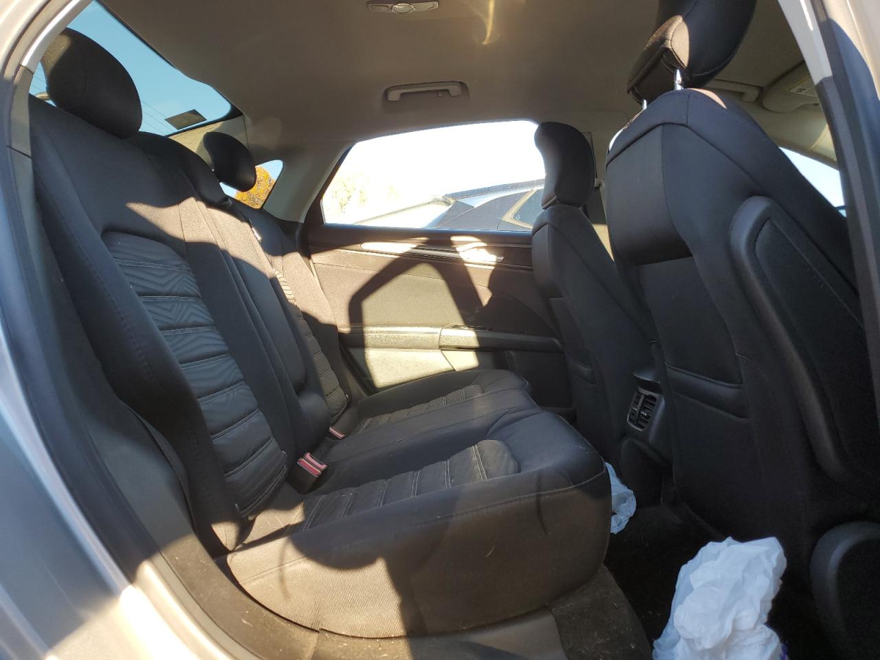 Ford Fusion Se Image 9