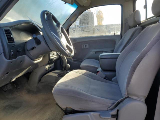 Toyota Tacoma Image 8