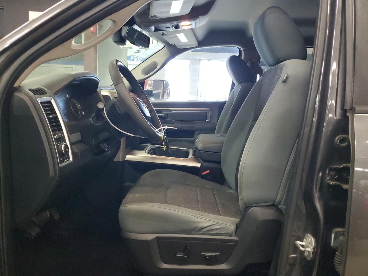 Ram 1500 Slt Image 5