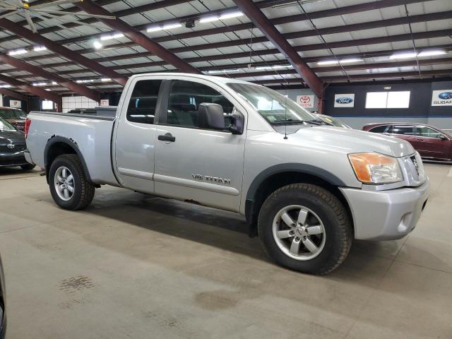 Nissan Titan Xe Image 2