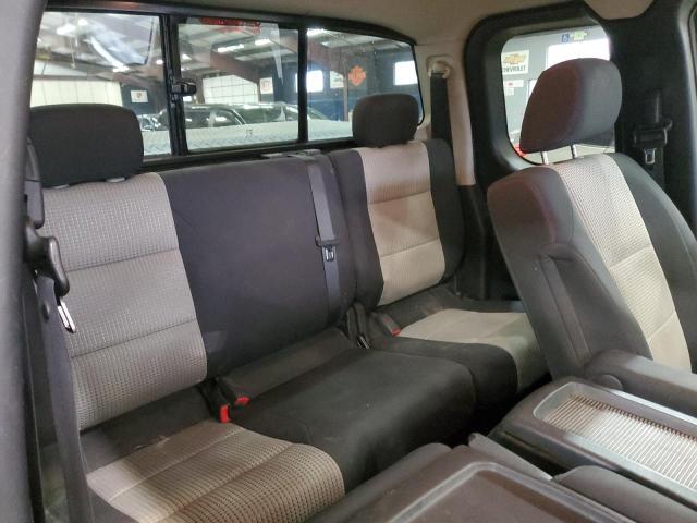 Nissan Titan Xe Image 9