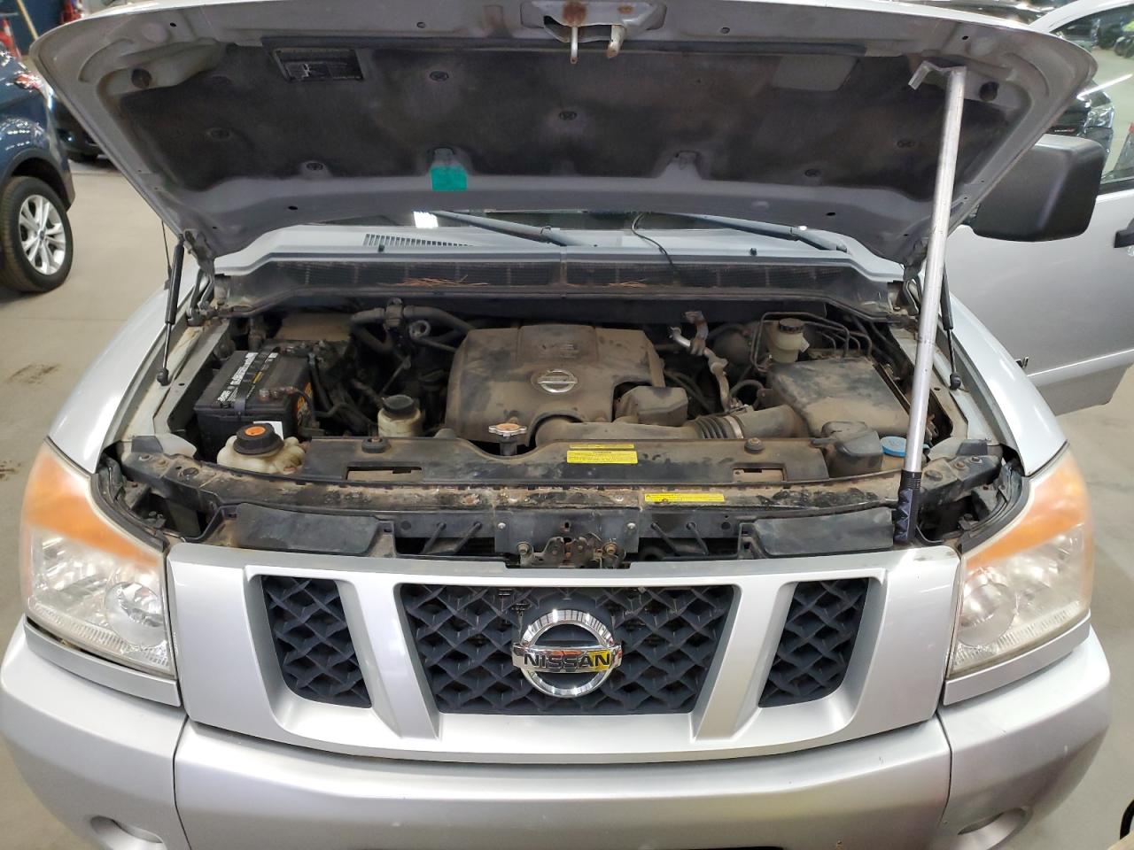 Nissan Titan Xe Image 5
