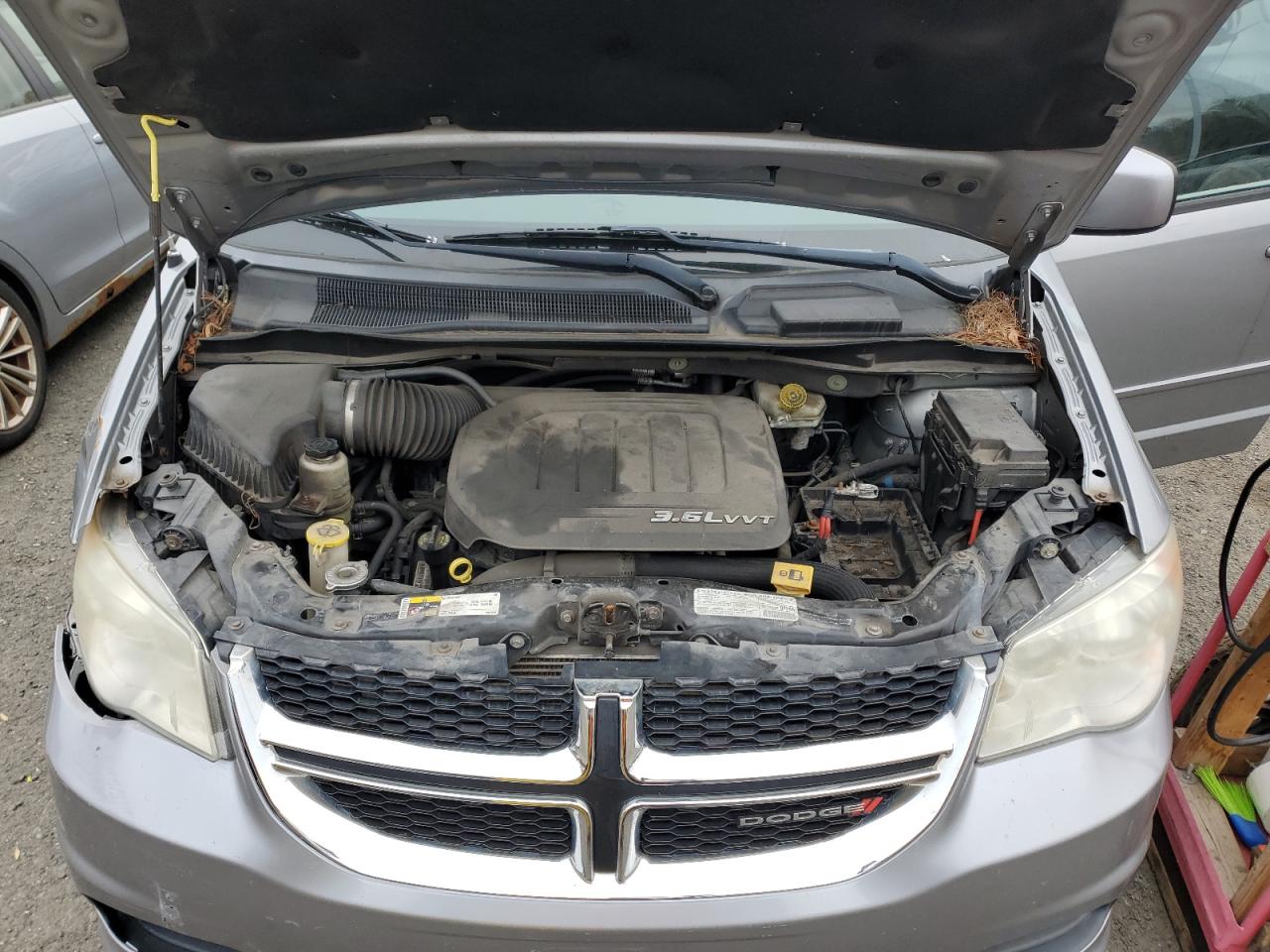 Dodge Caravan Sxt Image 5