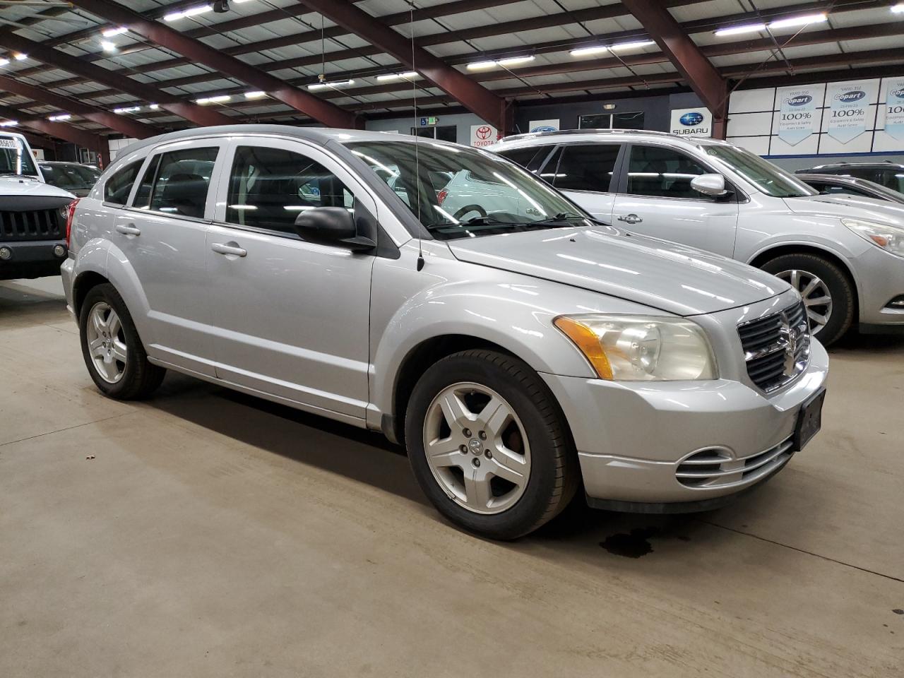 Dodge Caliber Sxt Image 8