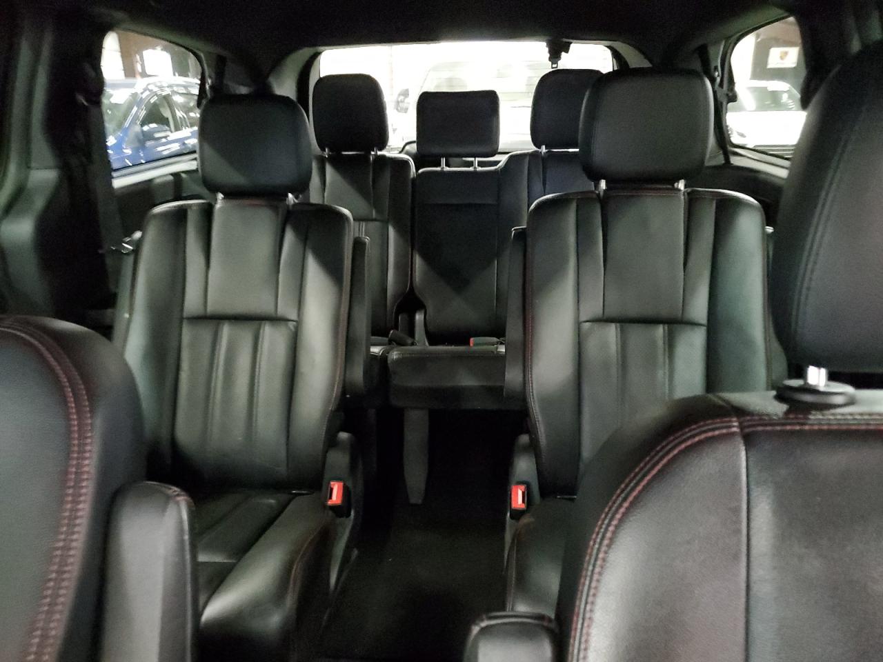 Dodge Caravan Gt Image 2