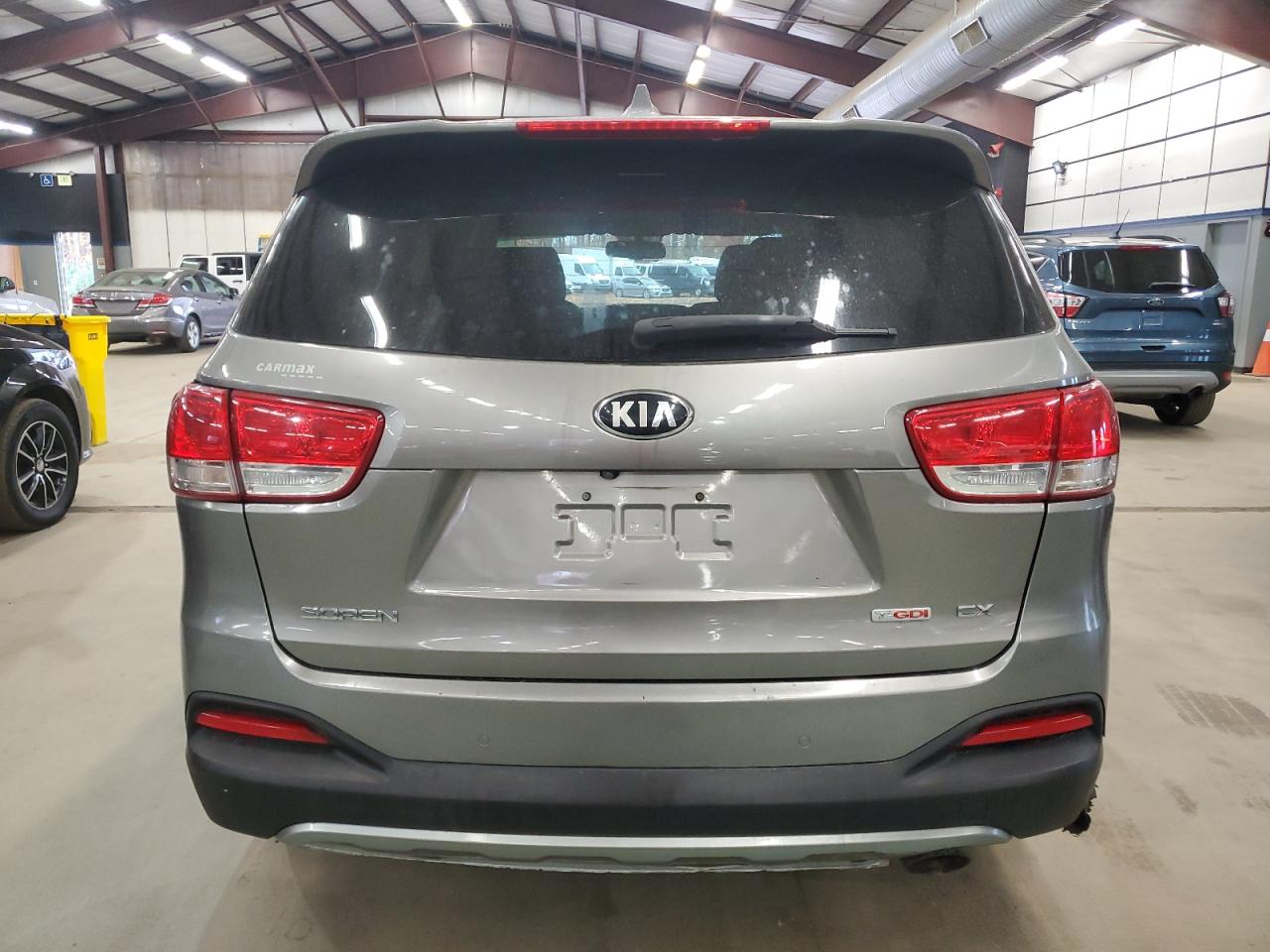Kia Sorento Ex Image 3