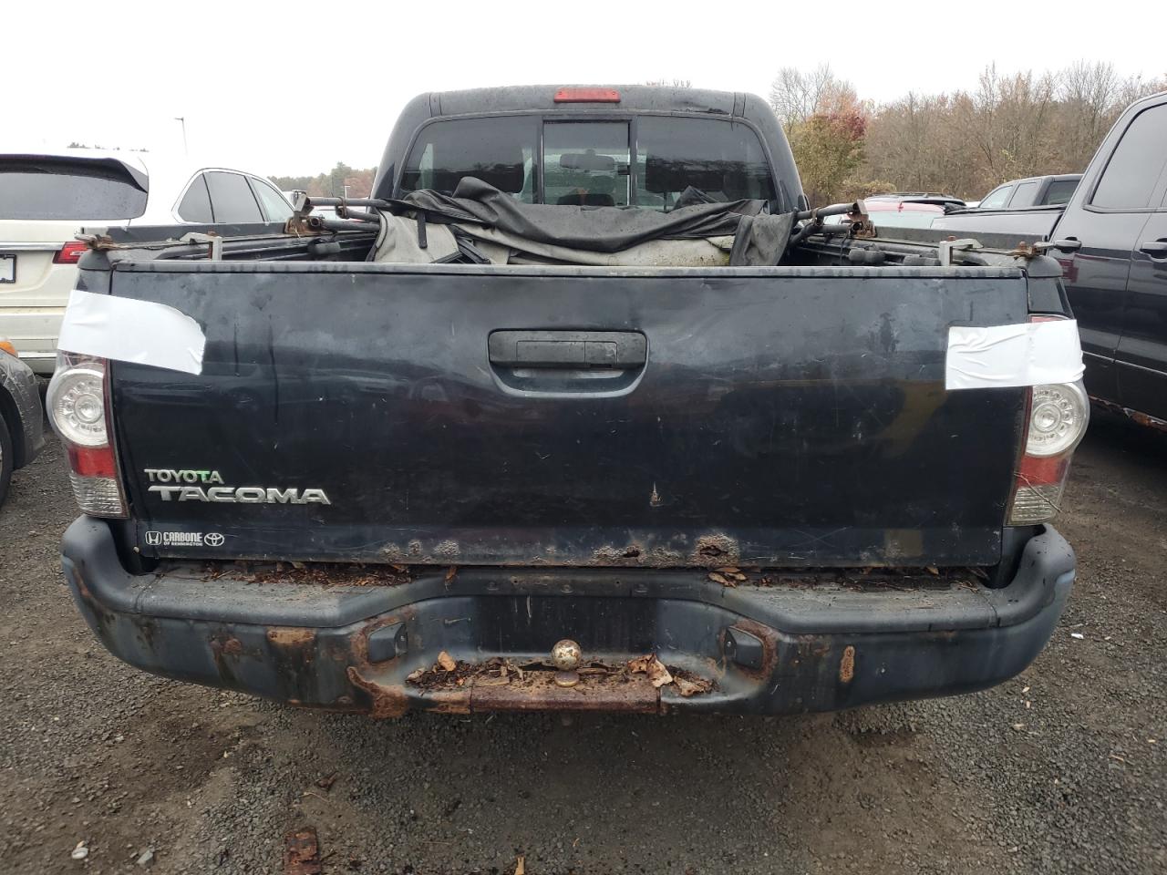 Toyota Tacoma Image 6