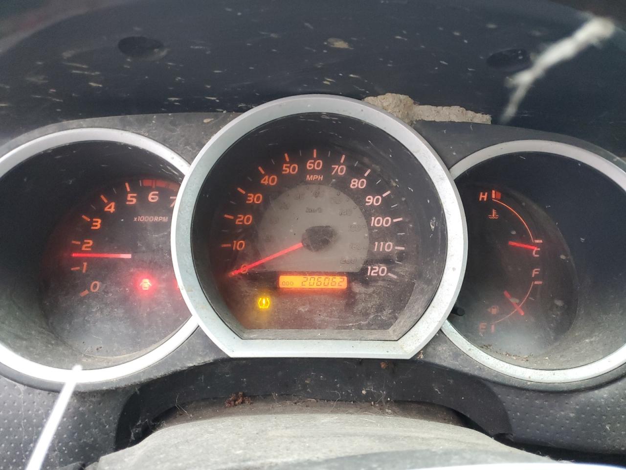 Toyota Tacoma Image 8