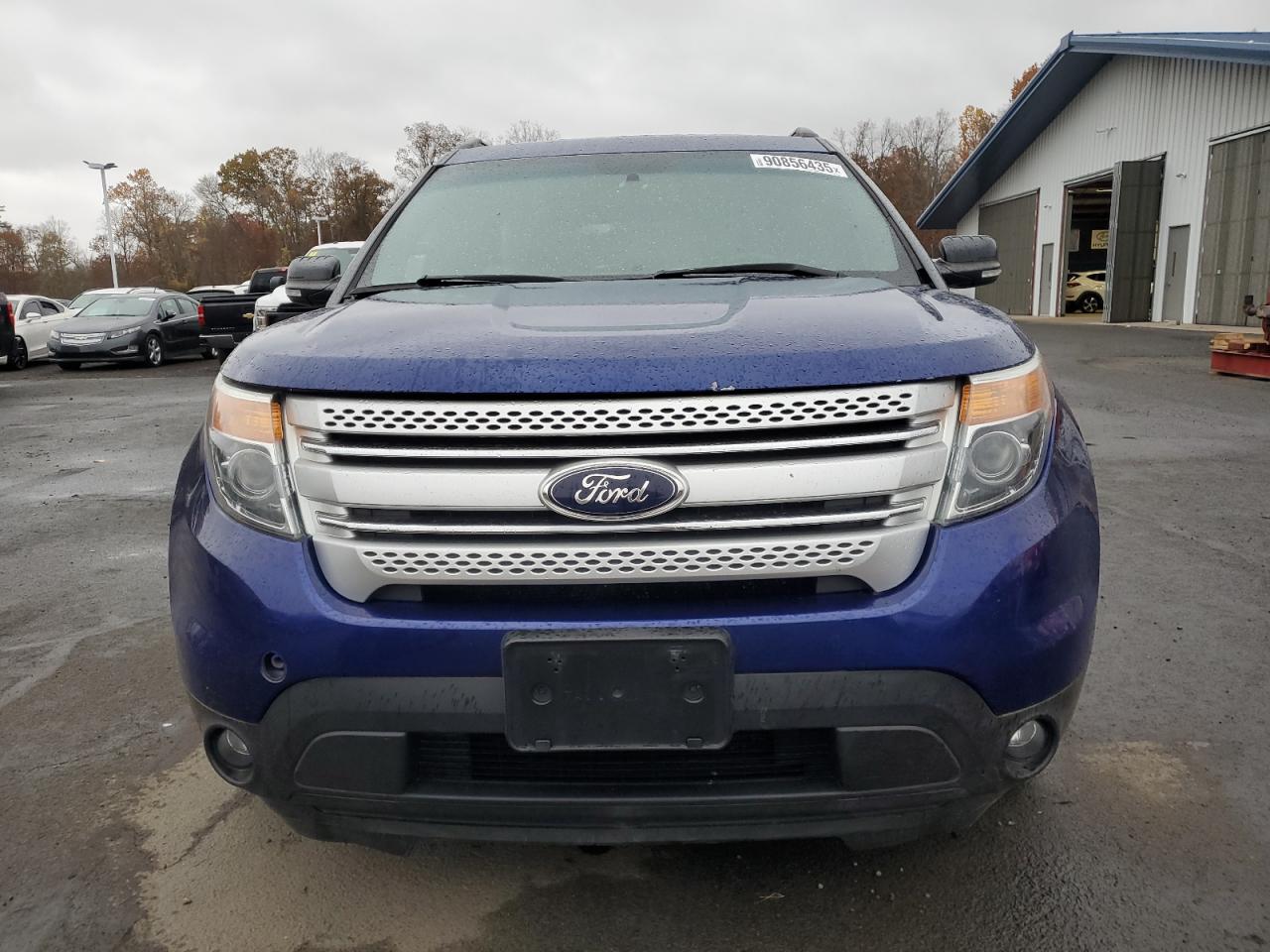Ford Explorer Xlt Image 8