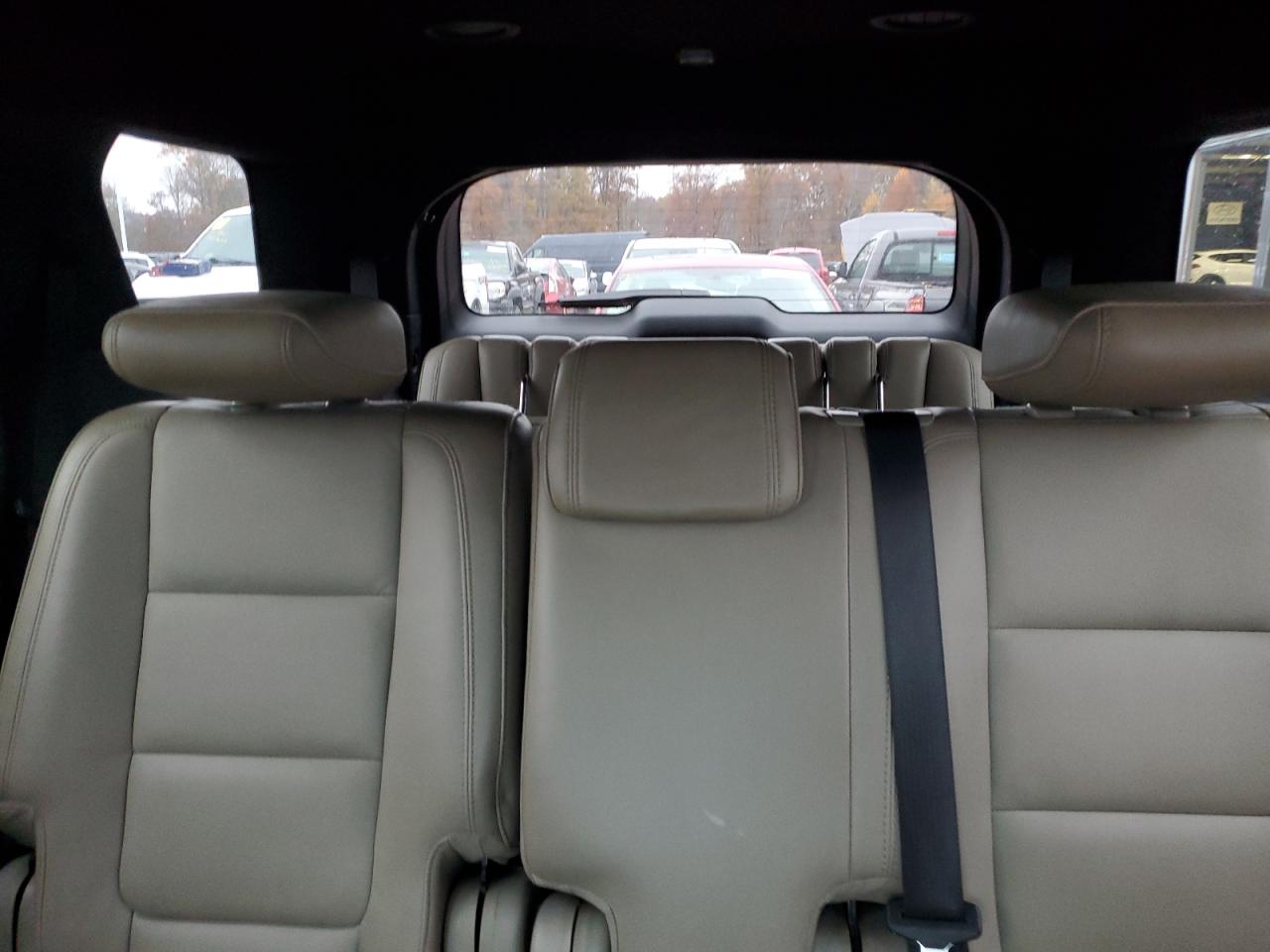 Ford Explorer Xlt Image 12