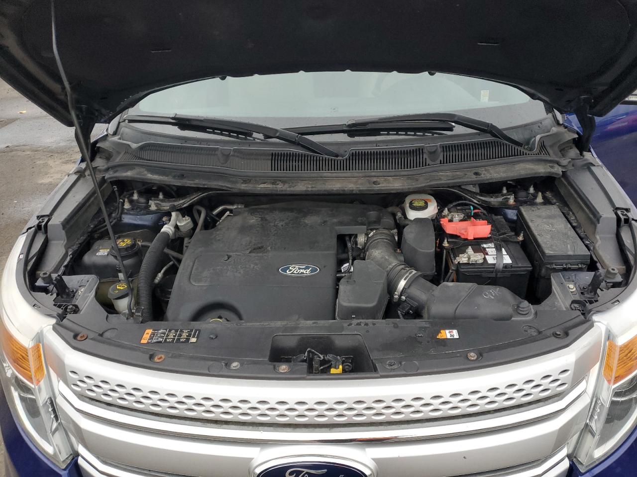 Ford Explorer Xlt Image 9