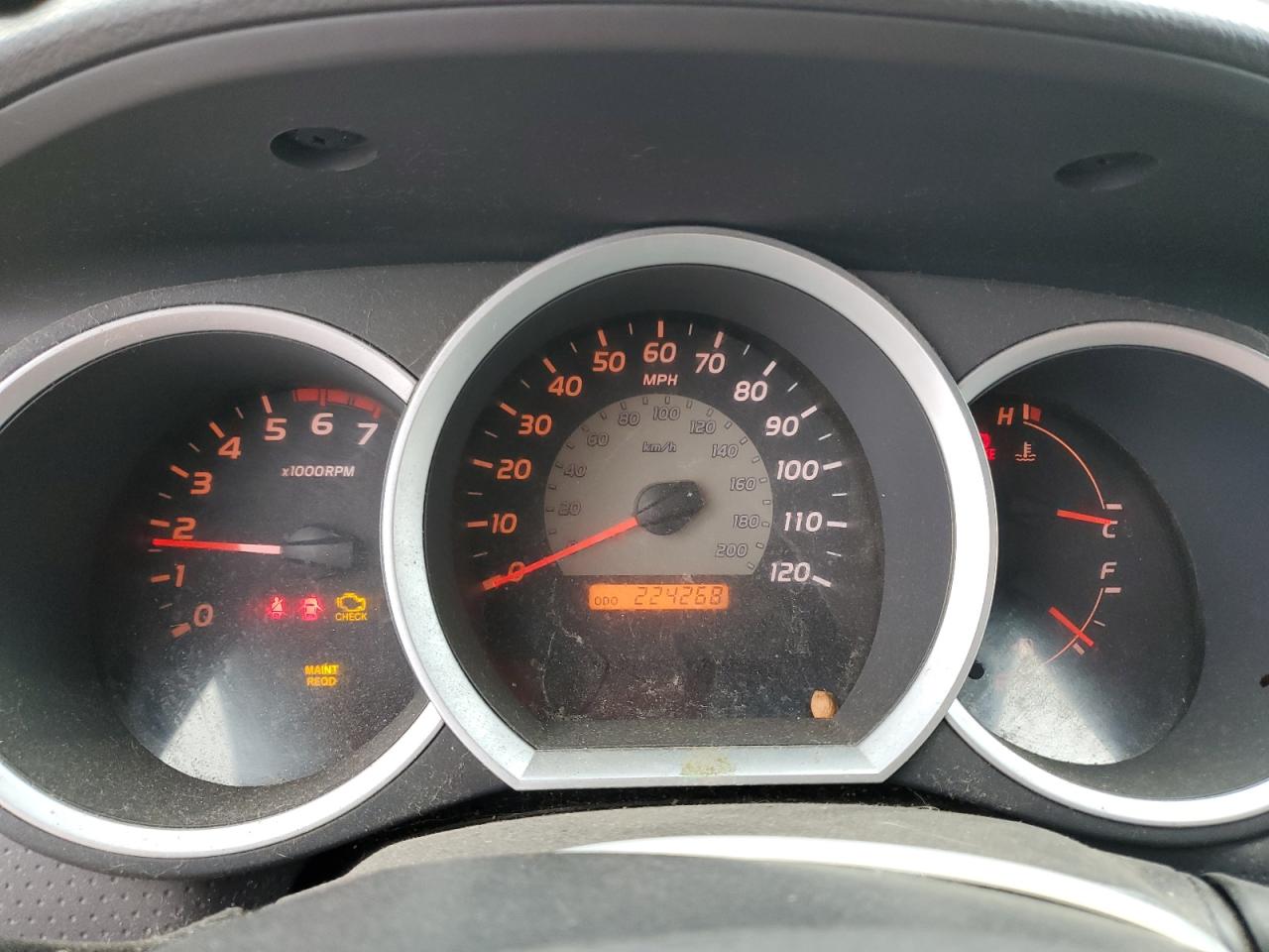 Toyota Tacoma Double Cab Image 7