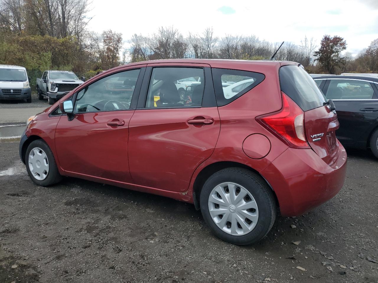 Nissan Versa S Image 7