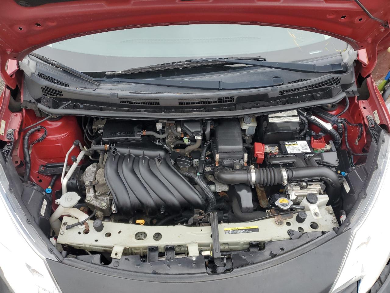 Nissan Versa S Image 11