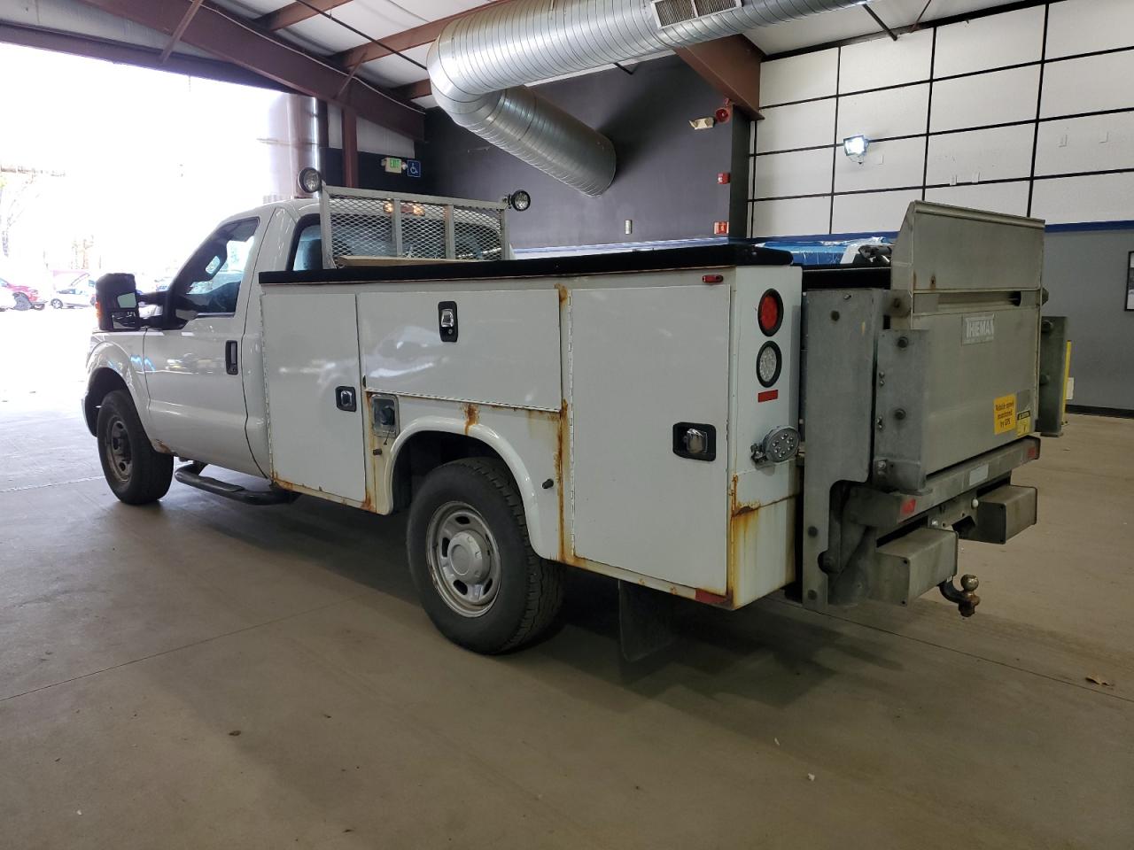 Ford F-350 Super Duty Image 10