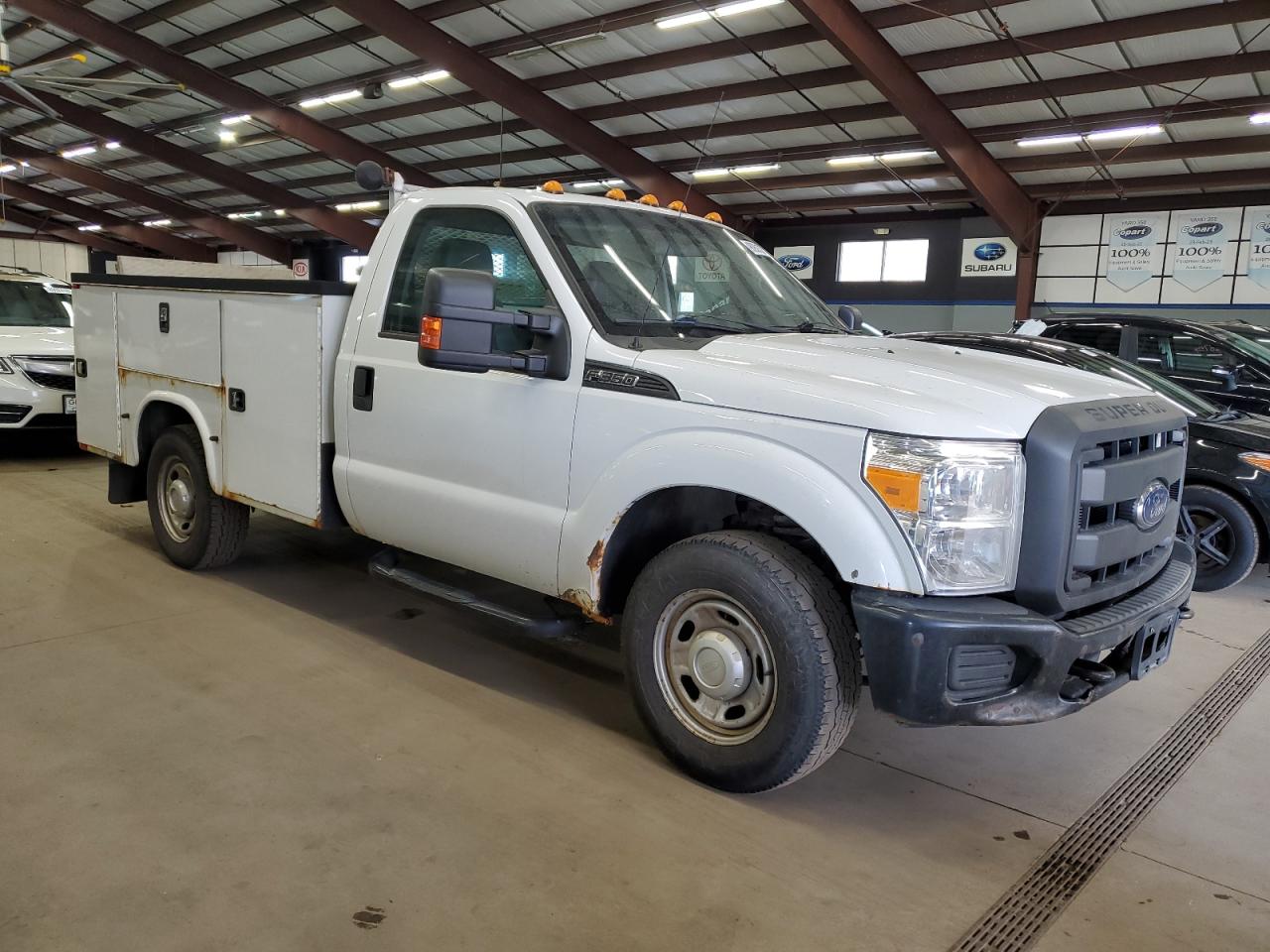 Ford F-350 Super Duty Image 12