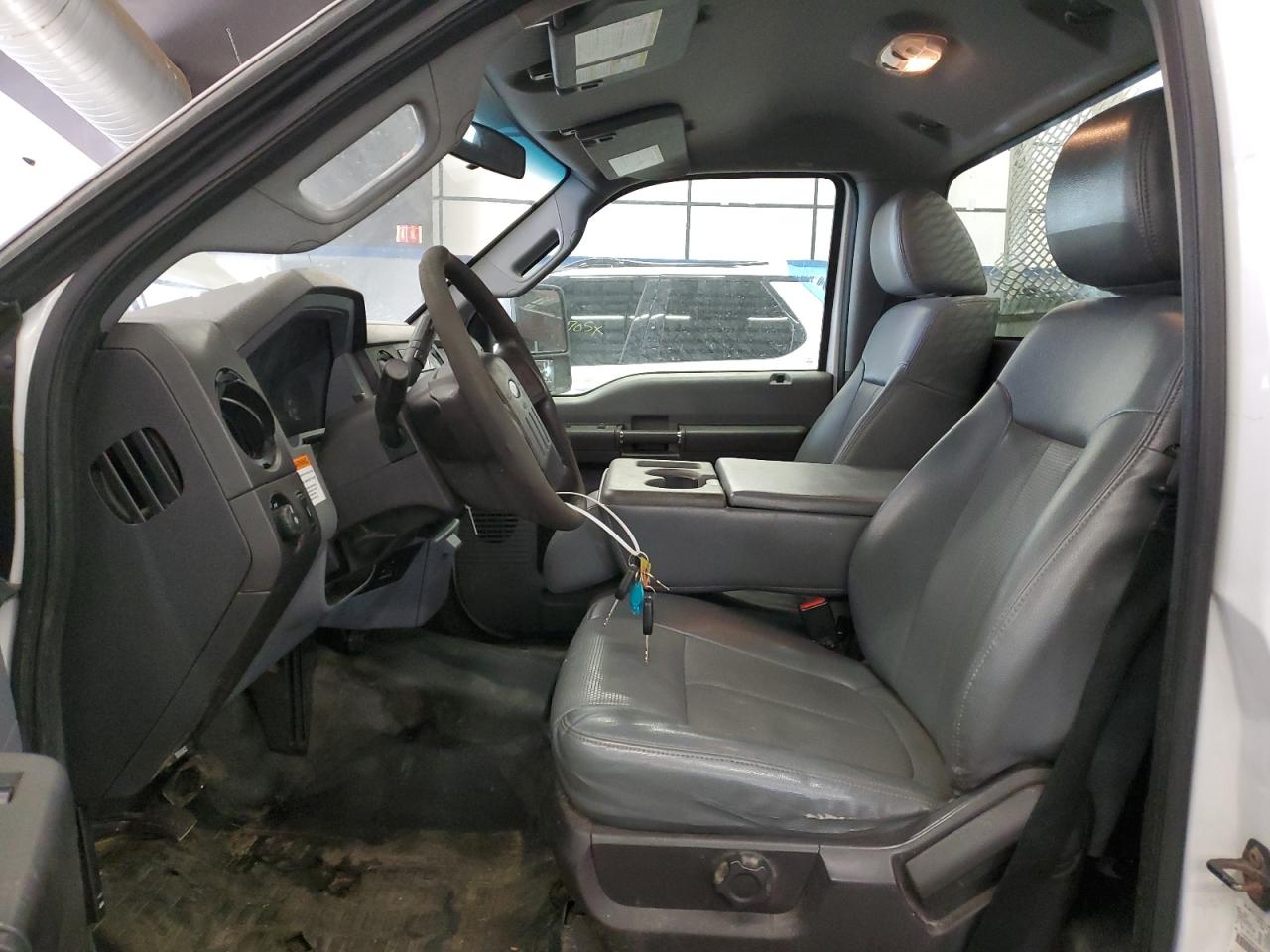 Ford F-350 Super Duty Image 7