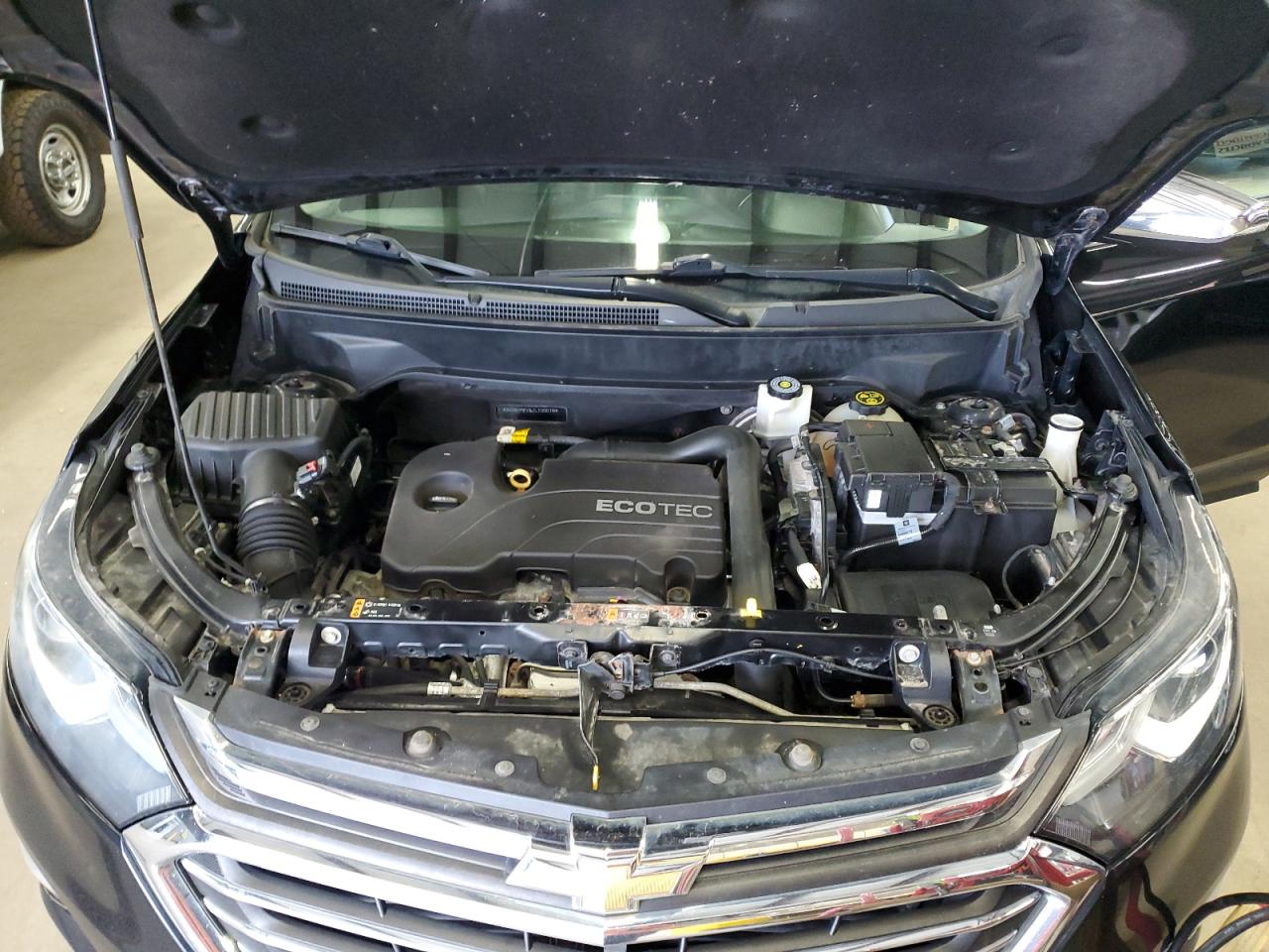 Chev Equinox Premier Image 5