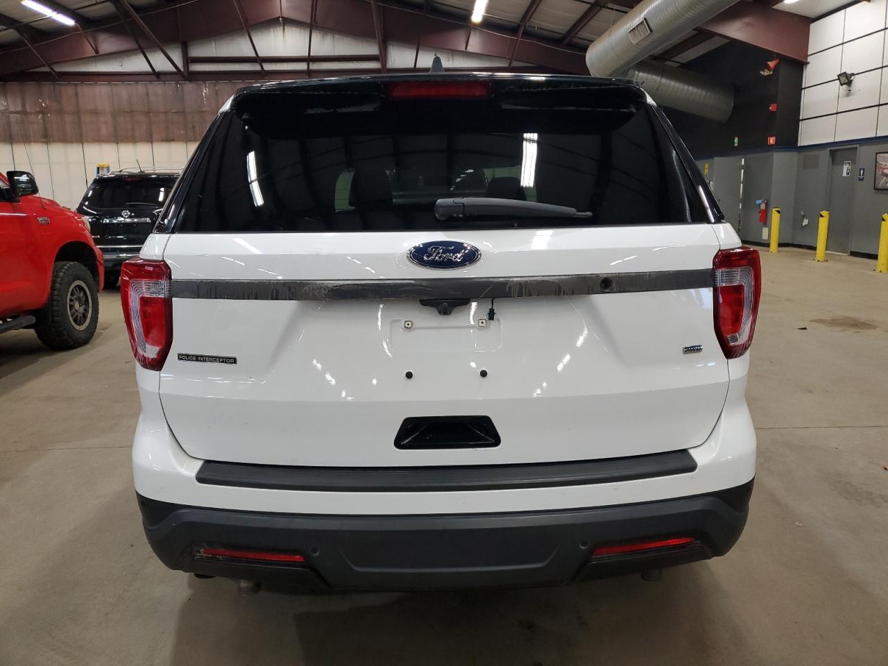 Ford Explorer Police Interceptor Image 8