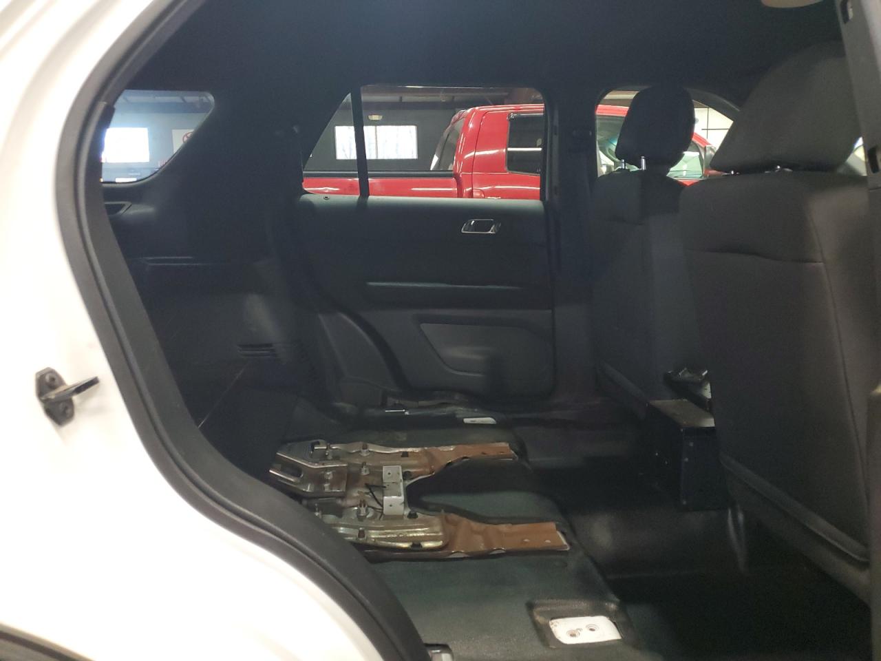 Ford Explorer Police Interceptor Image 13