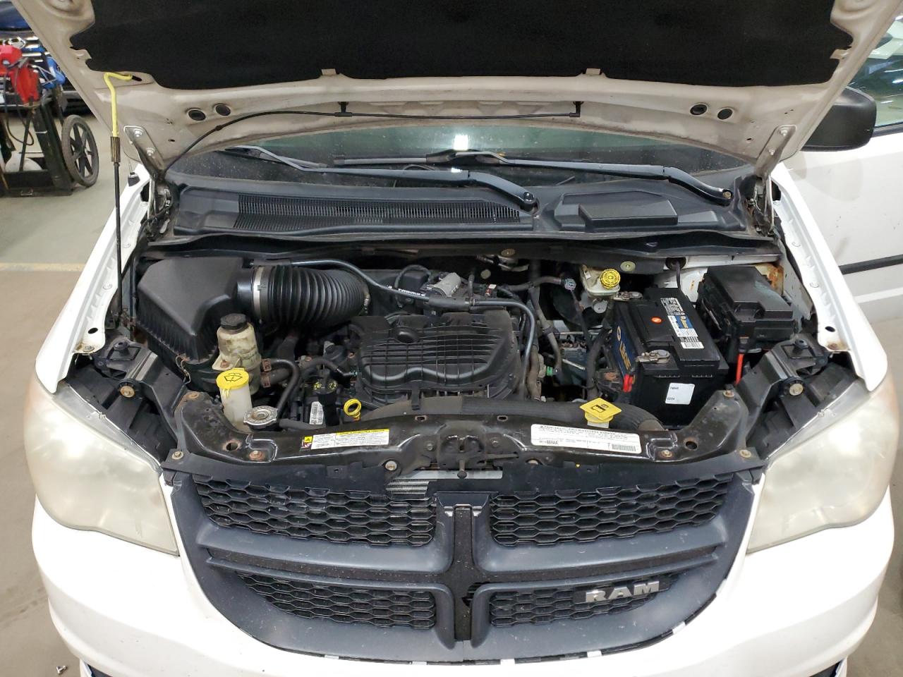 Dodge Ram Van Image 13