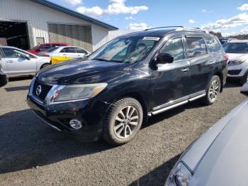  Salvage Nissan Pathfinder