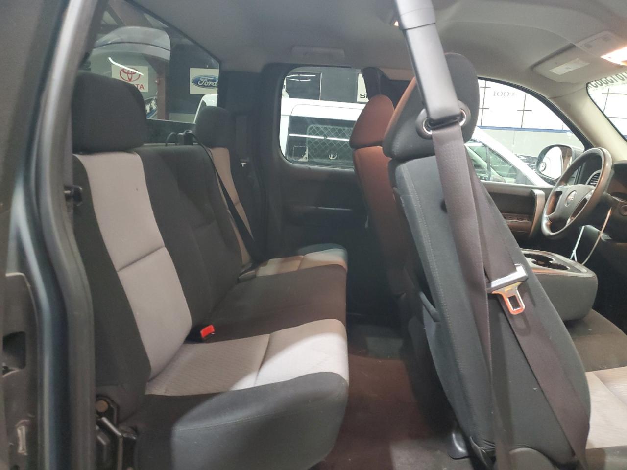 GMC Sierra C1500 Image 7