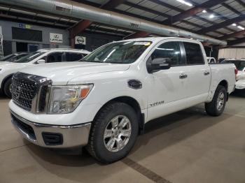  Salvage Nissan Titan