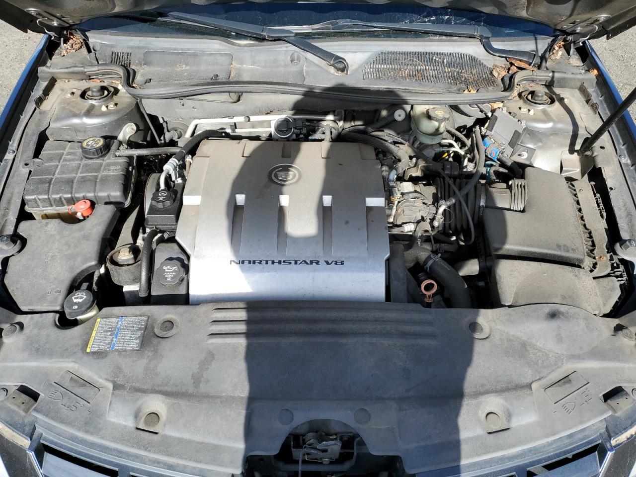 Cadillac DTS Premium Collection Image 11