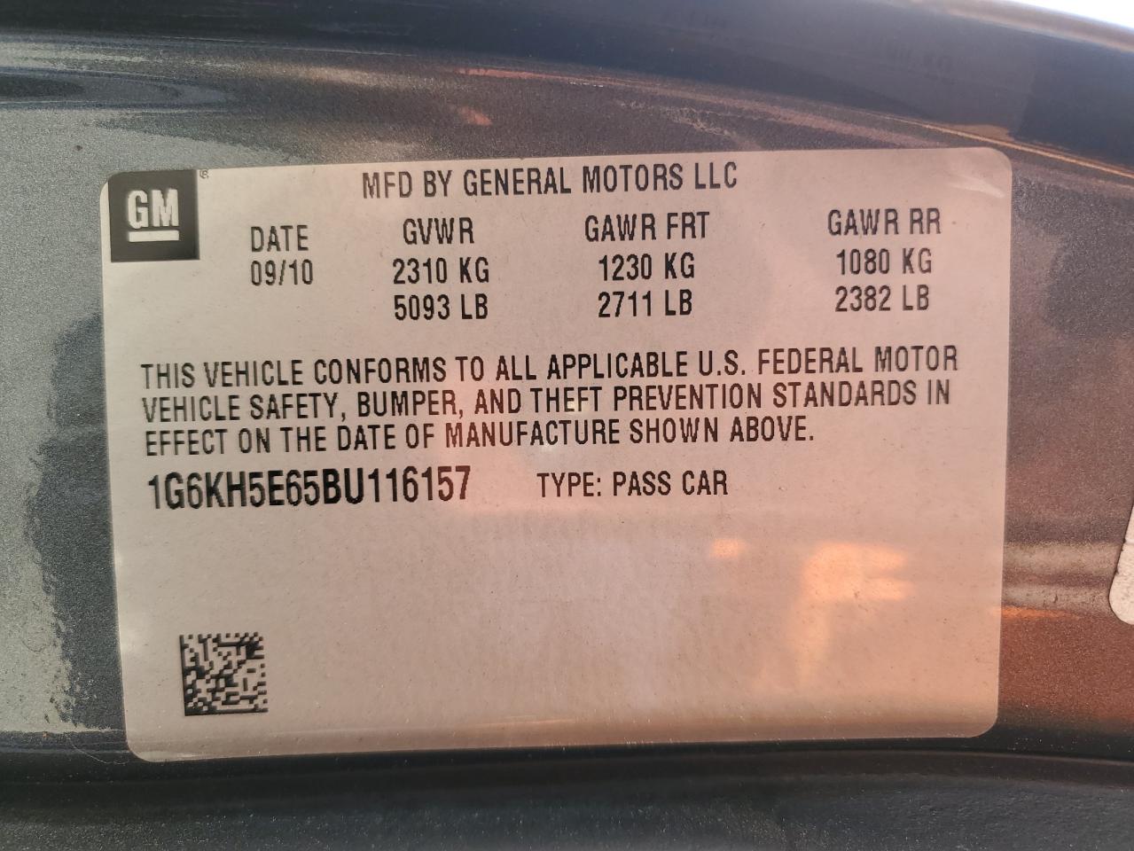 Cadillac DTS Premium Collection Image 6