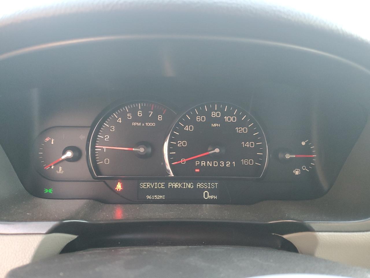 Cadillac DTS Premium Collection Image 8