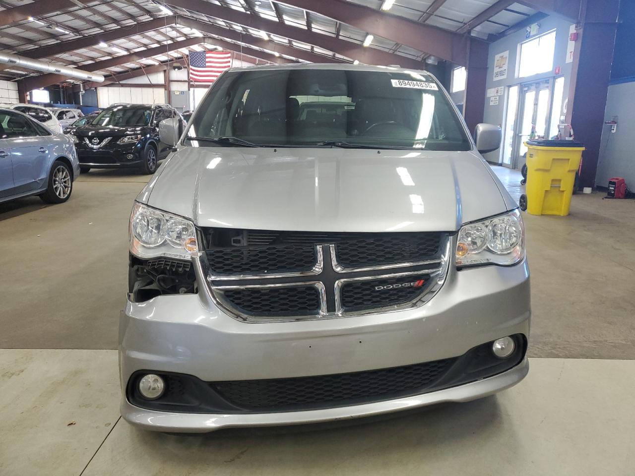 Dodge Caravan Sxt Image 2