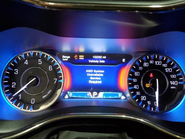 Chrysler 200 C Image 12