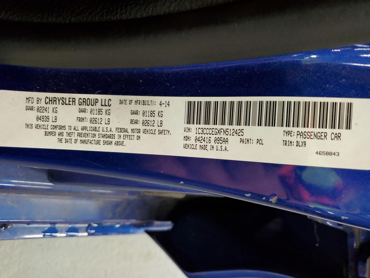 Chrysler 200 C Image 11