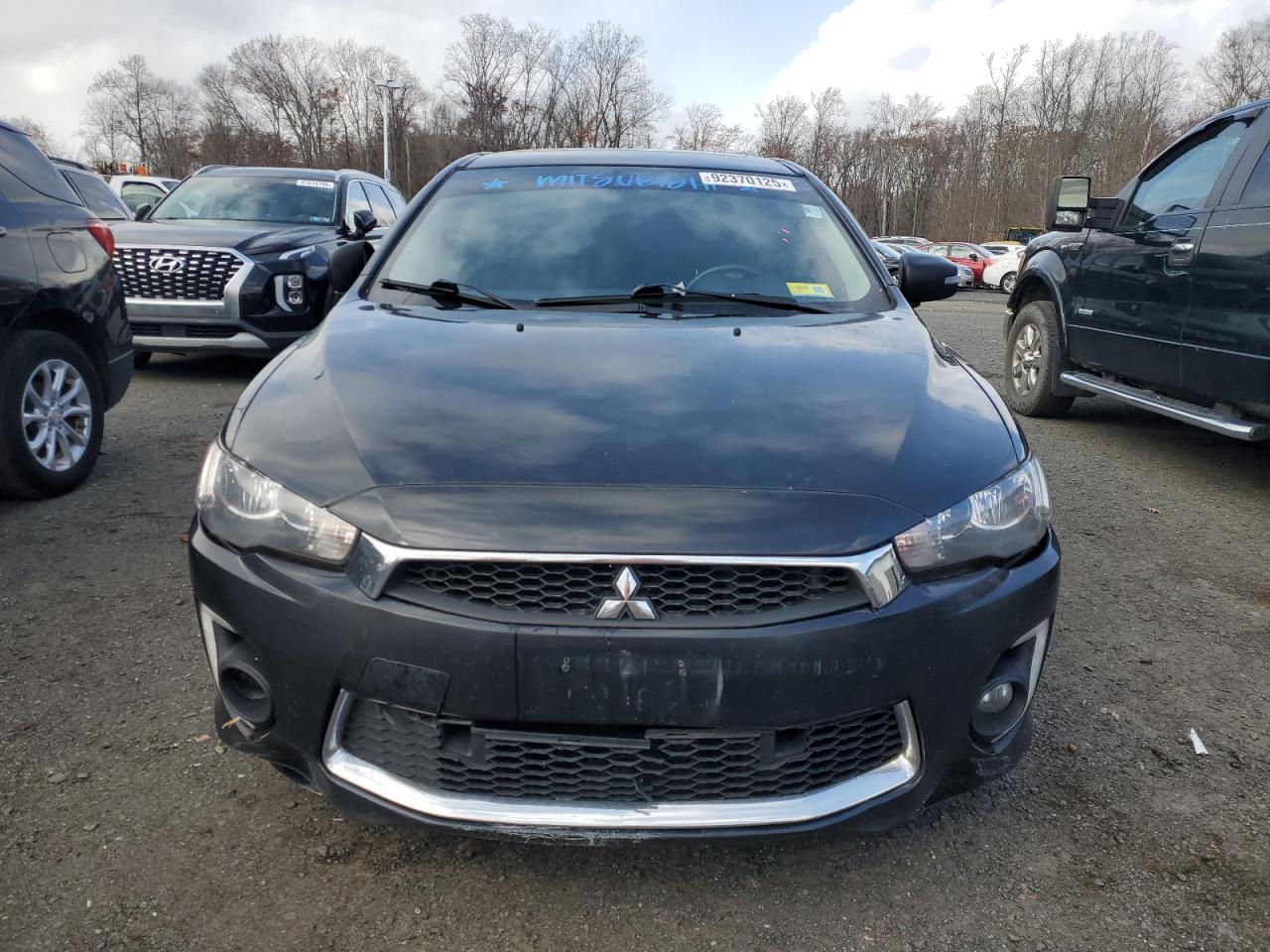 Mitsubishi Lancer Es Image 5
