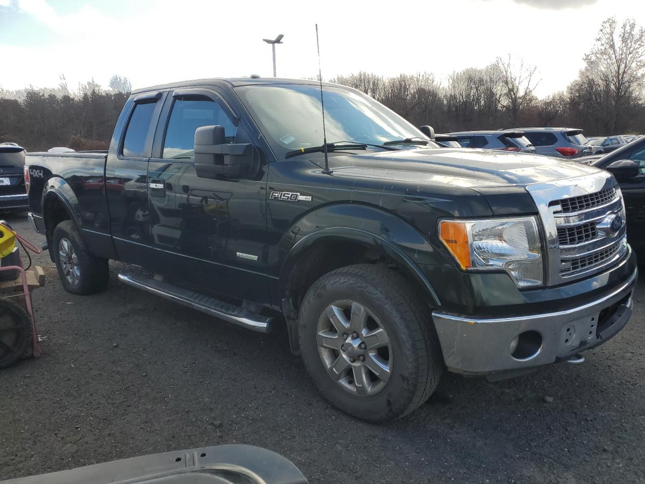 Ford F-150 Super Cab Image 9