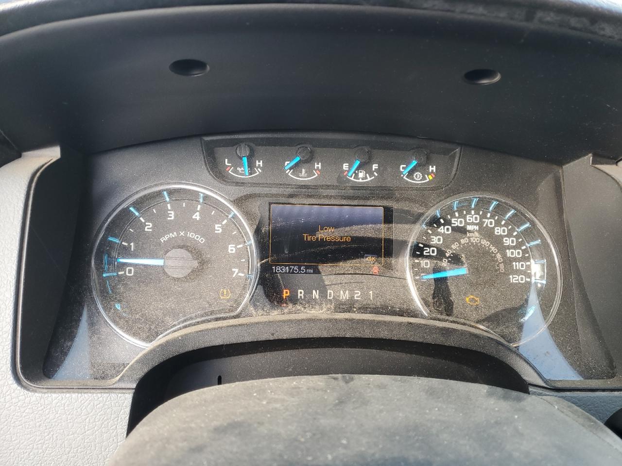 Ford F-150 Super Cab Image 10