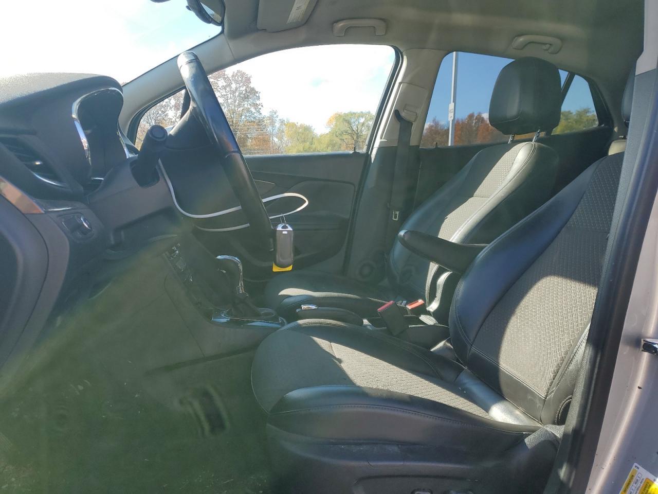 Buick Encore Preferred Image 8