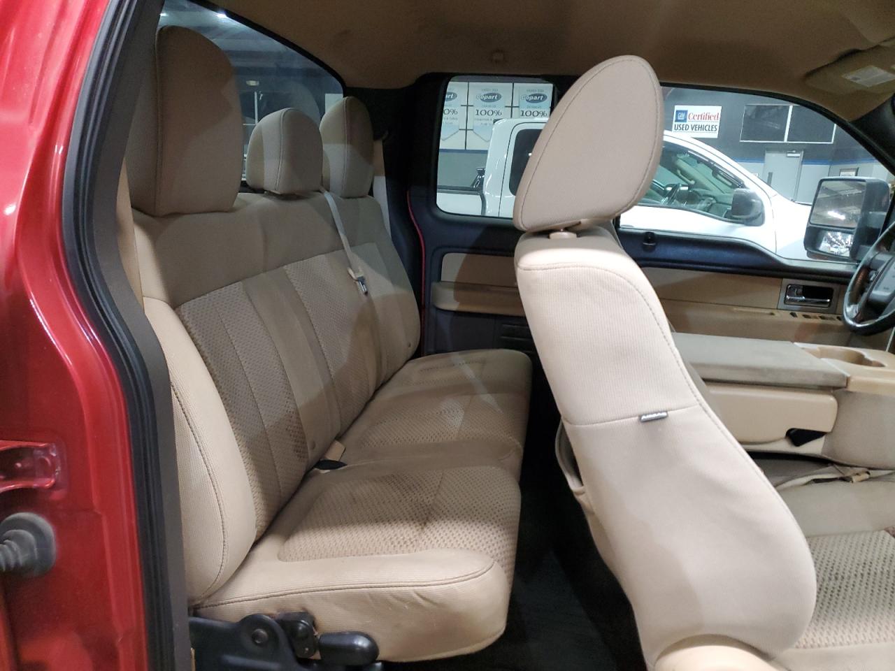 Ford F-150 Super Cab Image 8