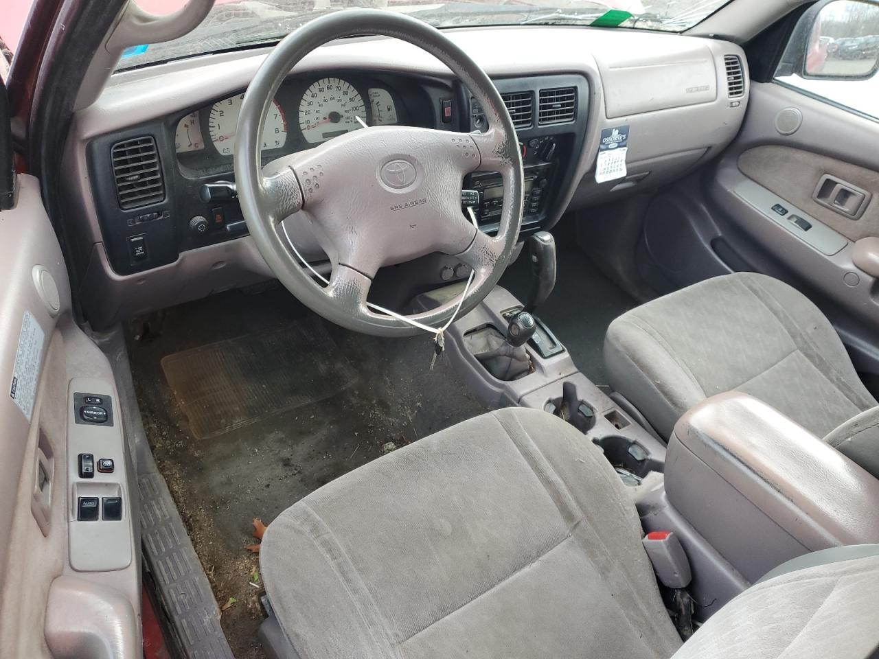 Toyota Tacoma Xtracab Image 7