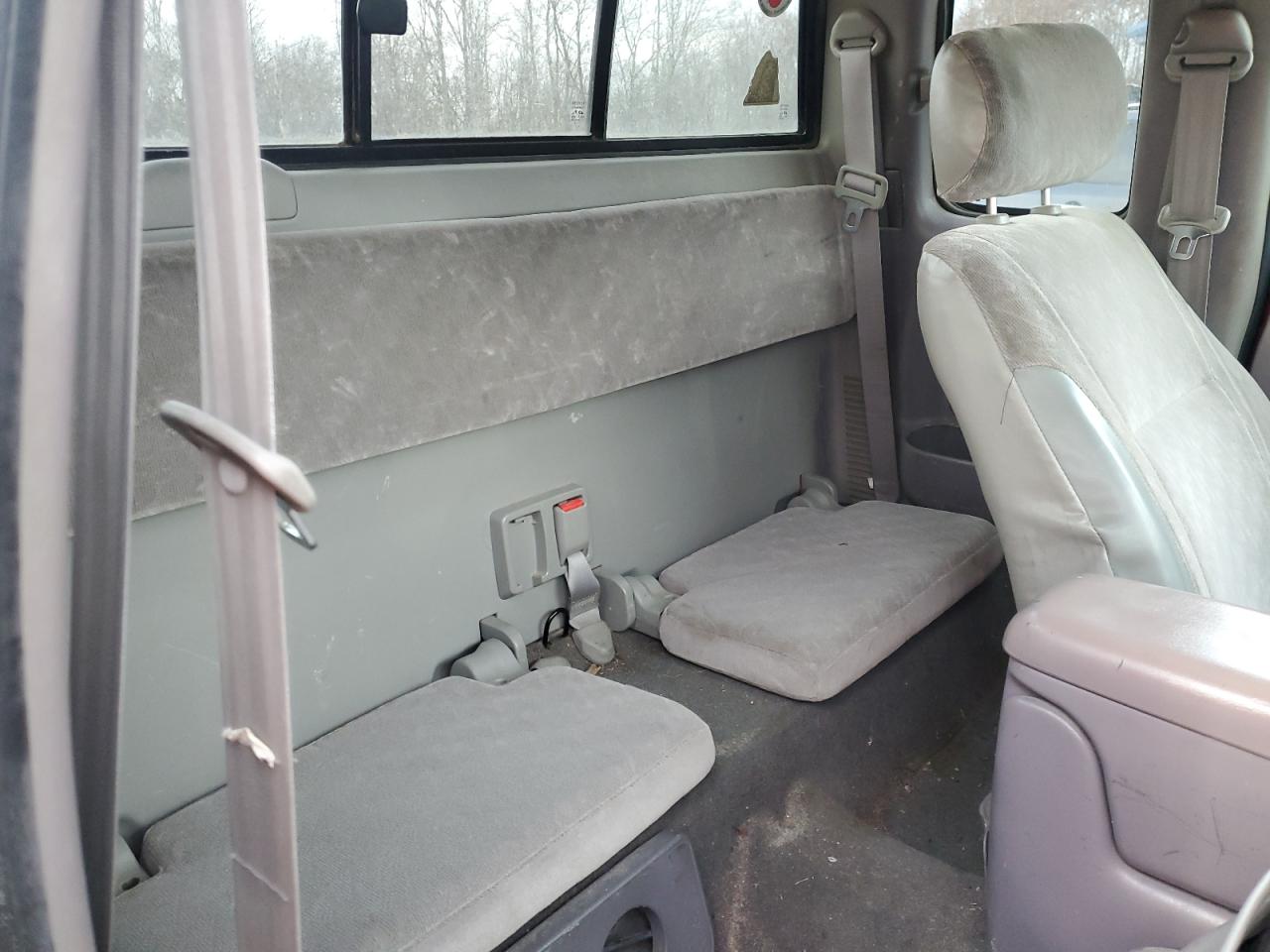 Toyota Tacoma Xtracab Image 3