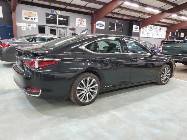 Lexus Es 300h Image 2