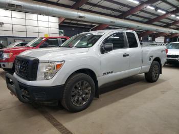  Salvage Nissan Titan