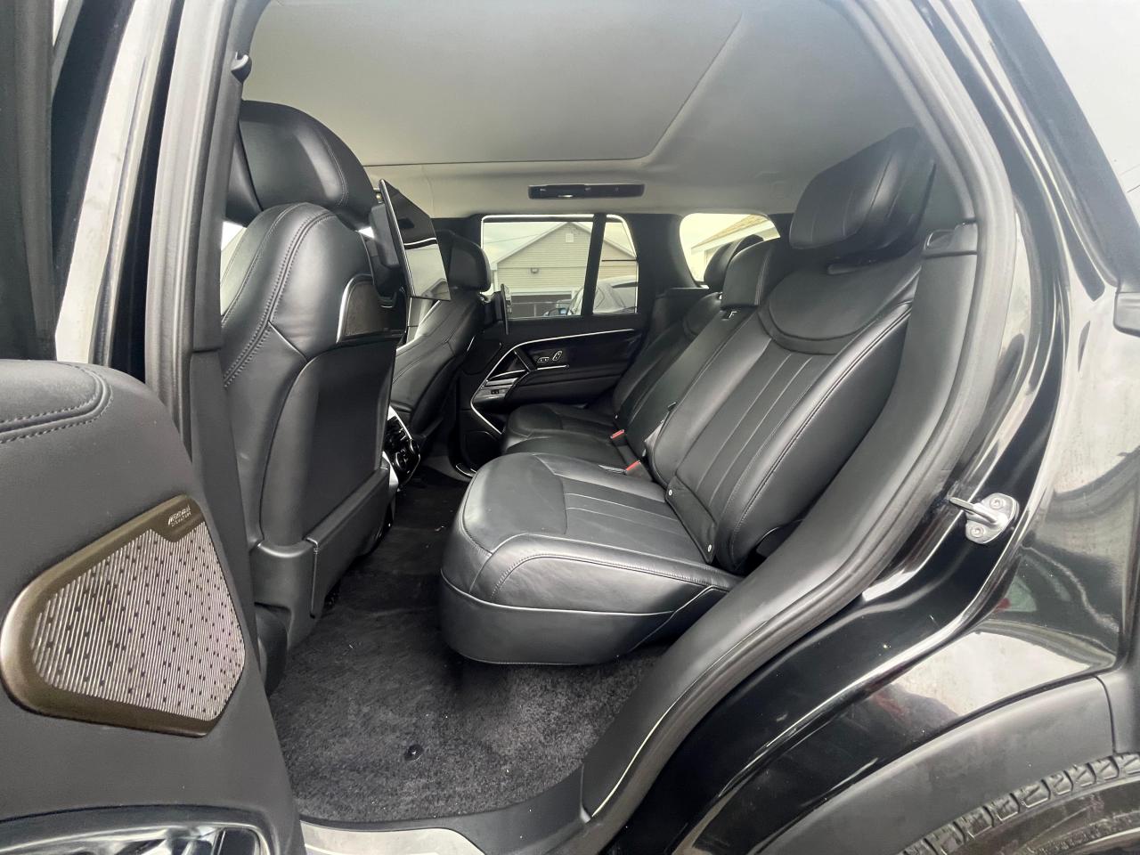 Land Rover Range Rover Autobiography Image 10